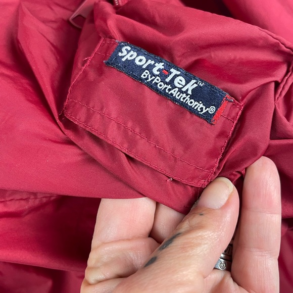 Columbus State University men’s Windbreaker Red Size S Runs BIG - Picture 7 of 8